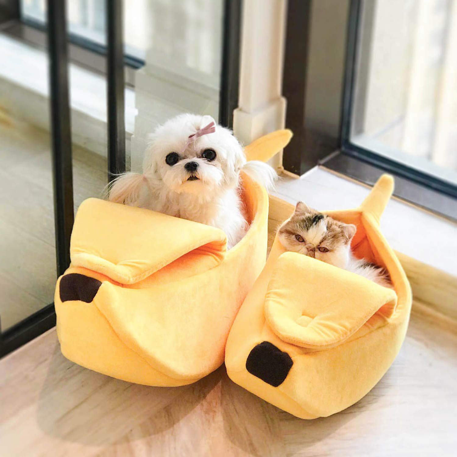 Banana Pet Bed Cute Plush Fruit-Shaped Cozy Dog Cat Sleeping Sofa